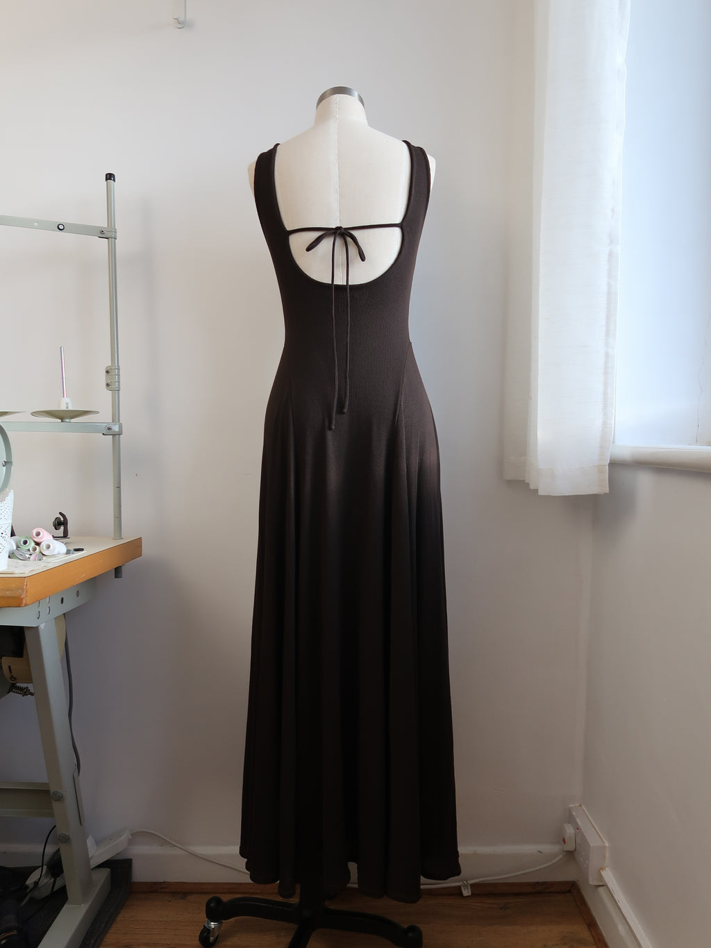 Millie Dress in chocolate brown