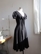 Bella dress in Black