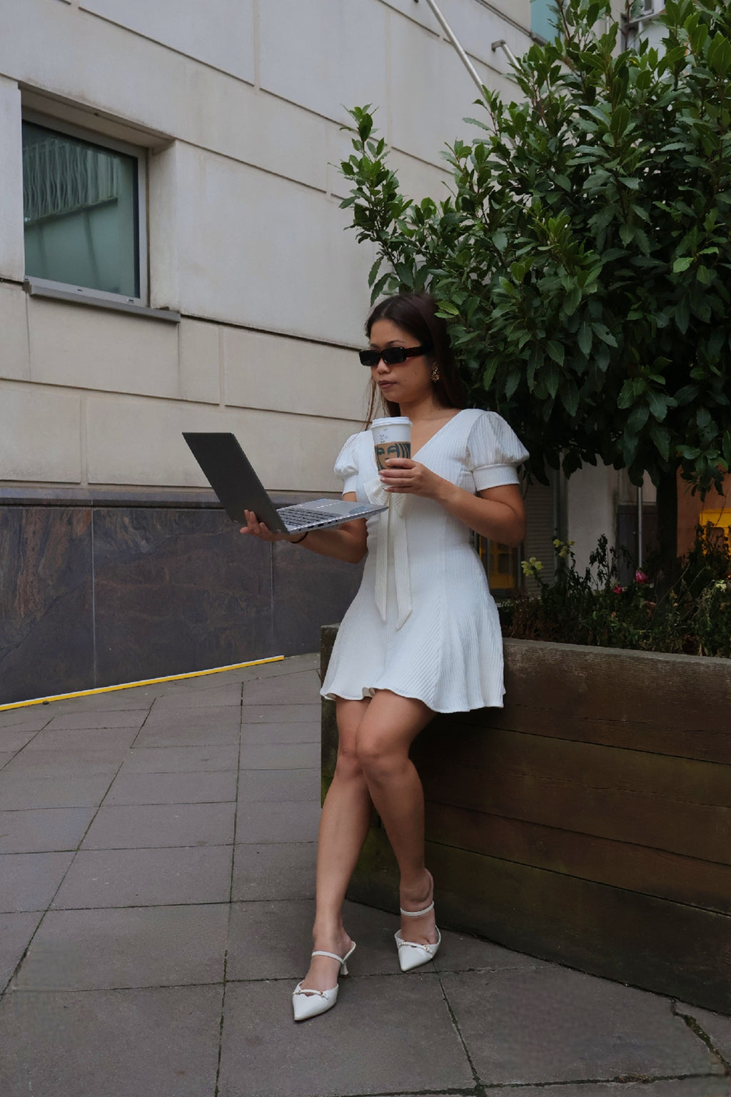 Bella dress in White