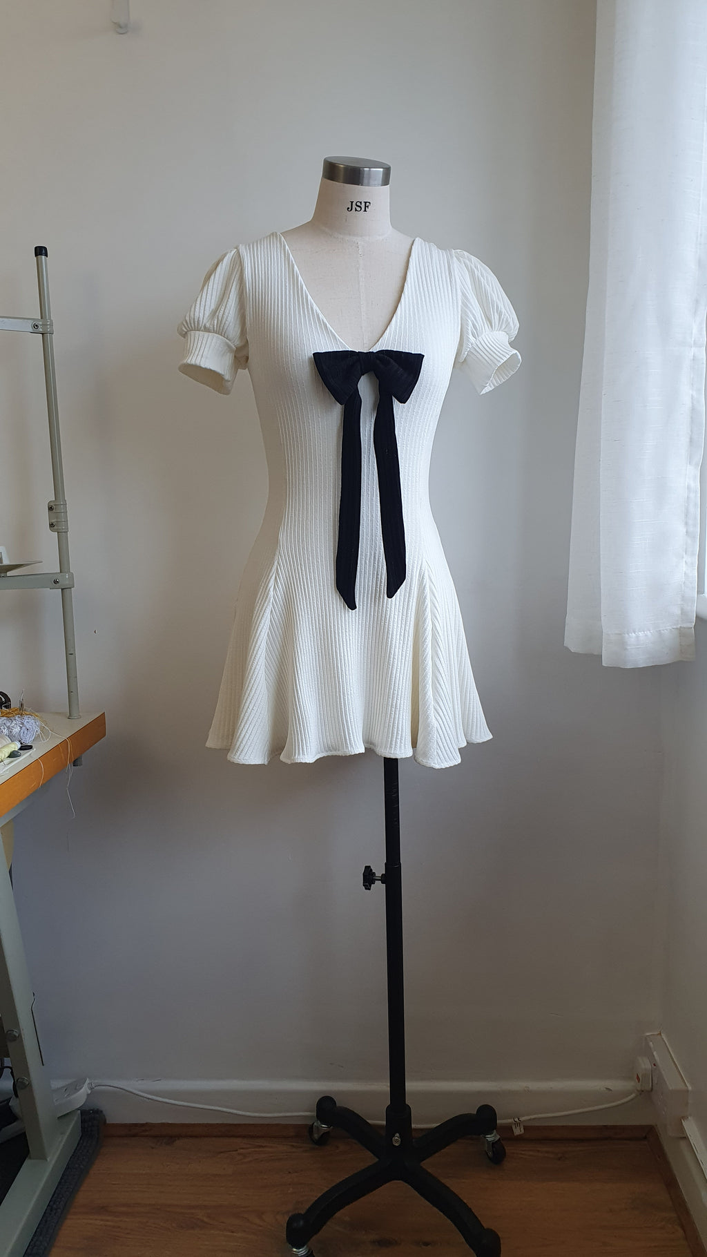 Bella dress in White