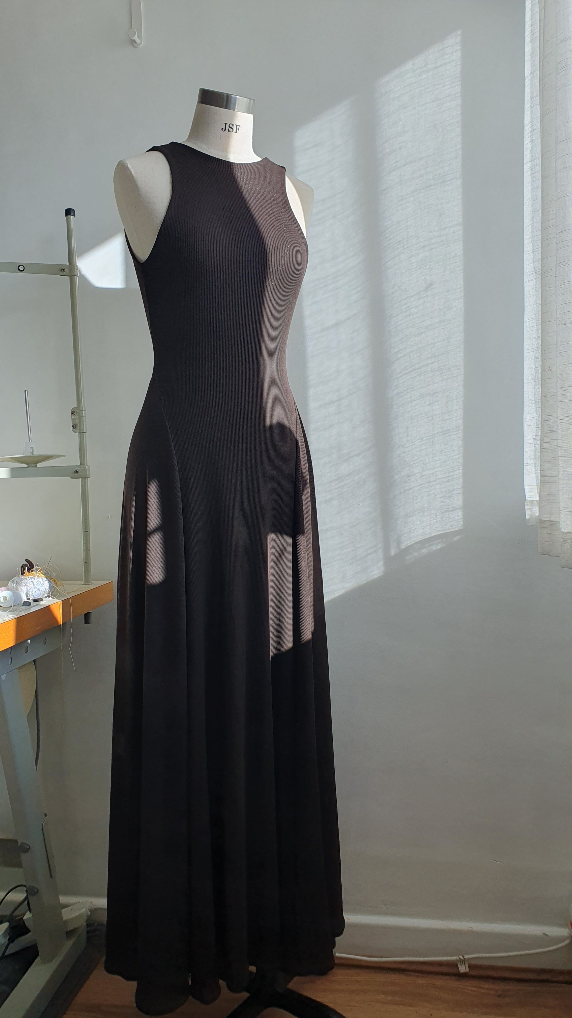 Millie Dress in chocolate brown