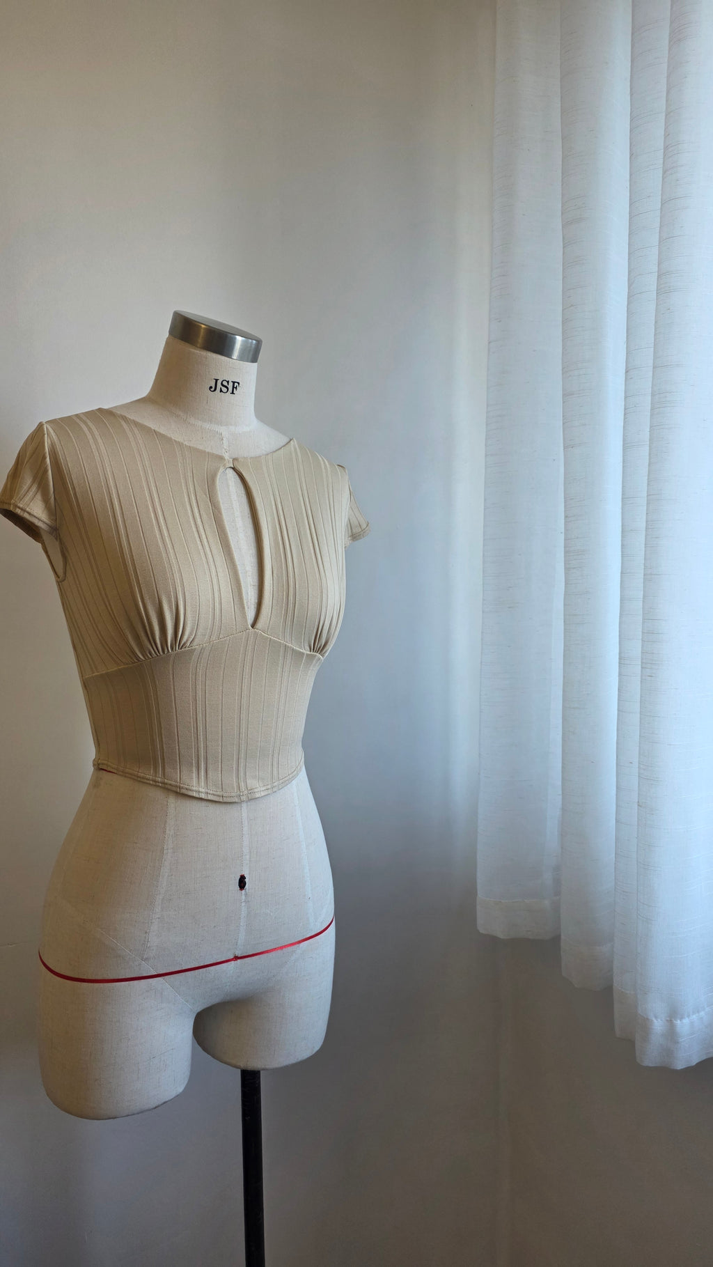 Solene Top in Beige