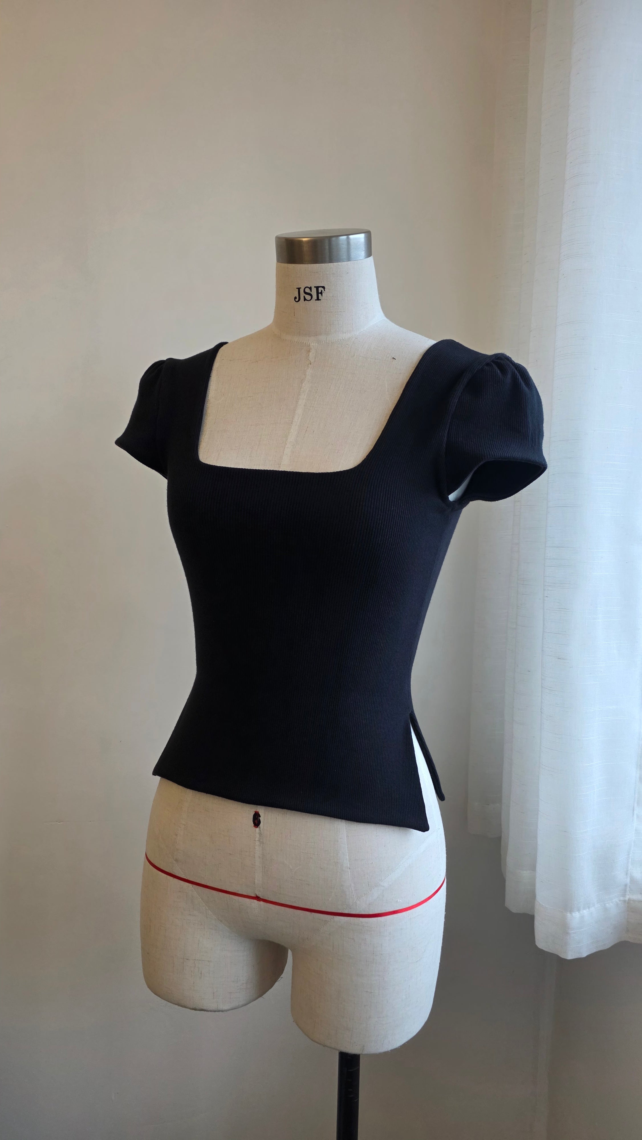 Juliette Top in Black