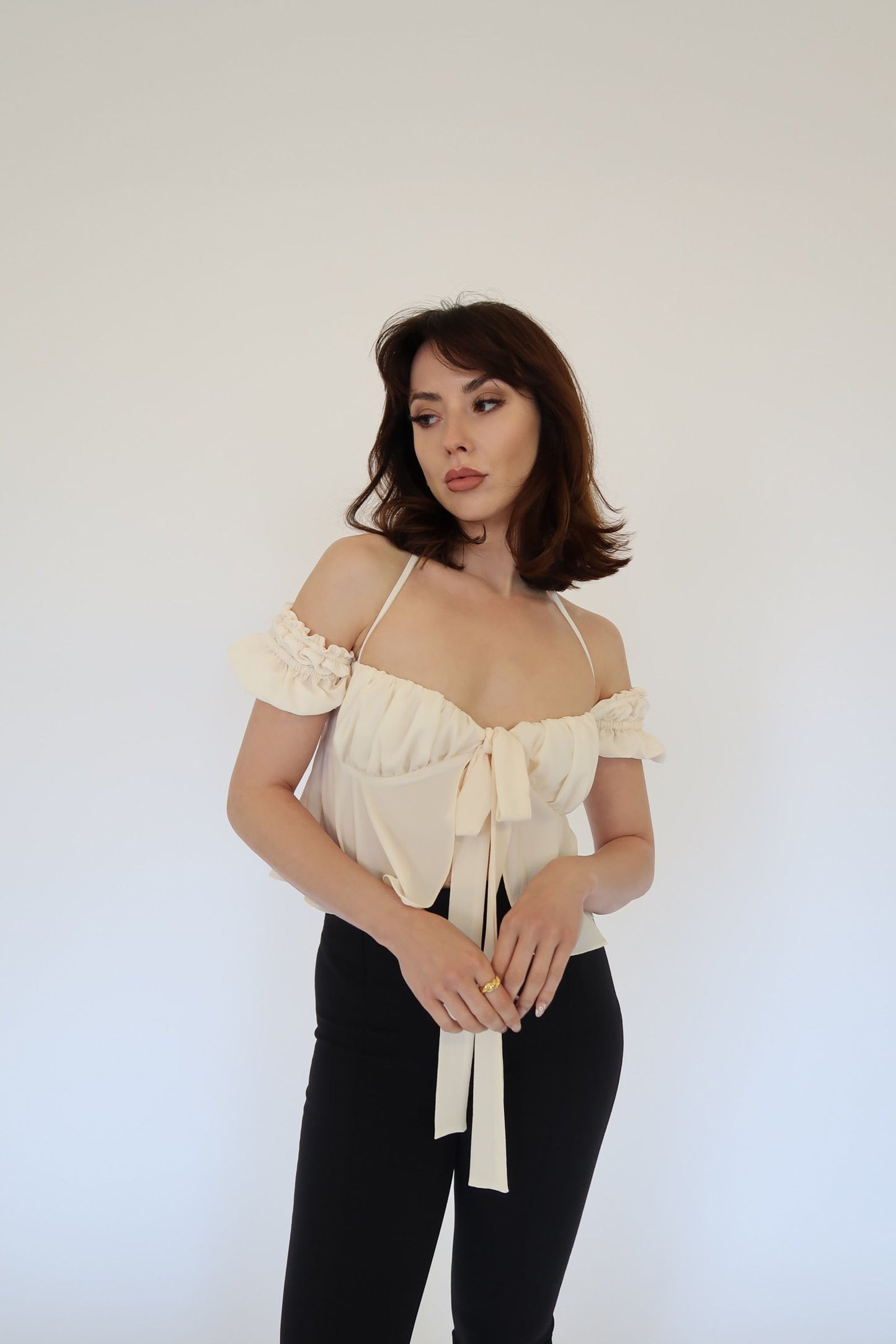 Front Bow Tie Top - Cream